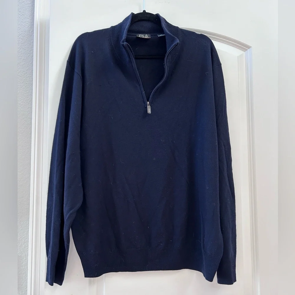 Jos A. Bank 100% merino Wool 1/4 zip mock neck pullover in black. EUC